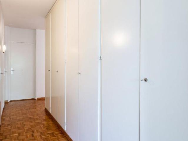 Wohnung kaufen in Renens, Waadt