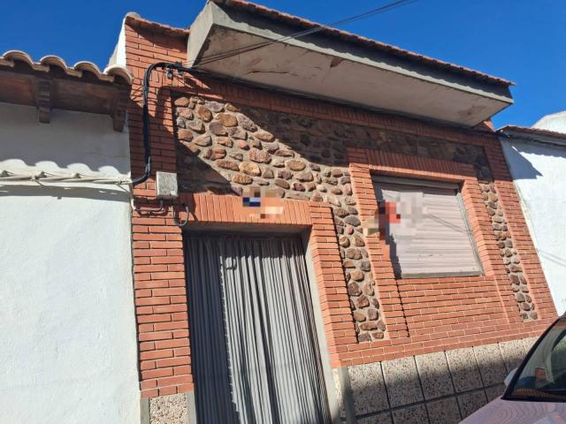 Casa en venta en Urda, Toledo