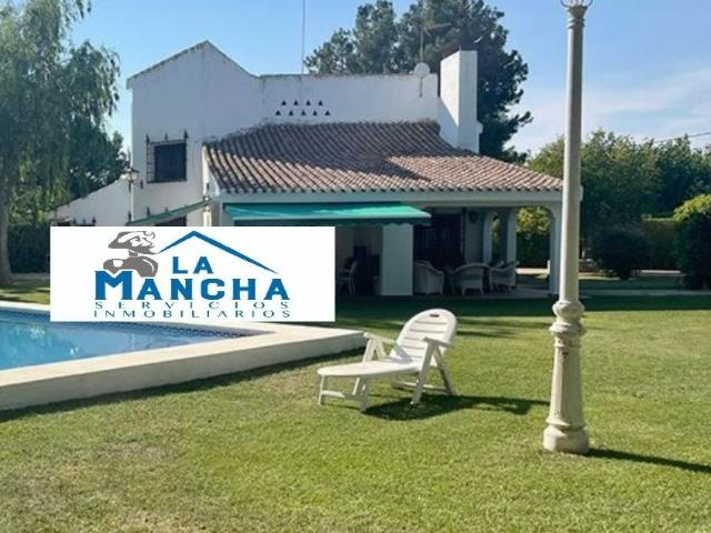 Casa en venta en Aguas Nuevas, Albacete