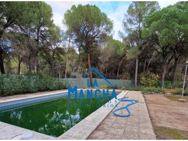Casa en venta en Urbanización Pinares del Júcar, Albacete