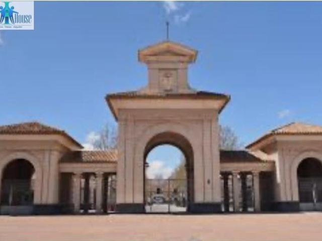 Piso en venta en Distrito 5, Albacete