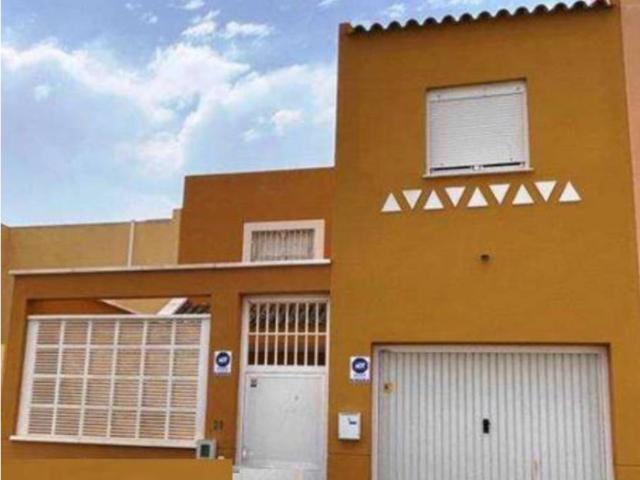 Casa en venta en Benahadux, Andalucía