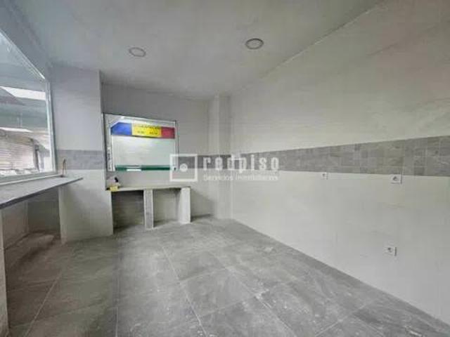 Local Comercial en alquiler en Alcalá De Henares, Madrid