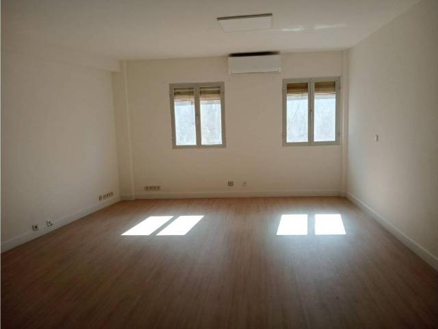 Local Comercial en alquiler en Alcalá De Henares, Madrid