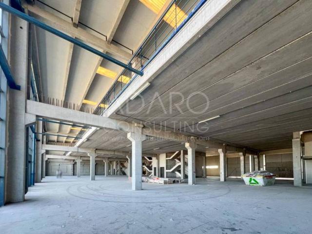 Local Comercial en alquiler en Alcalá De Henares