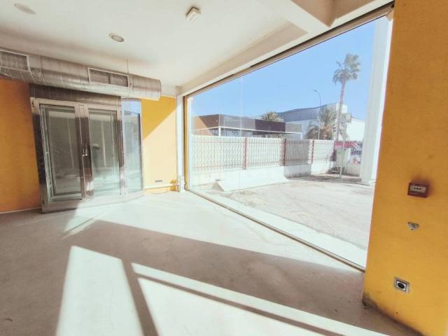 Local Comercial en alquiler en Alcantarilla