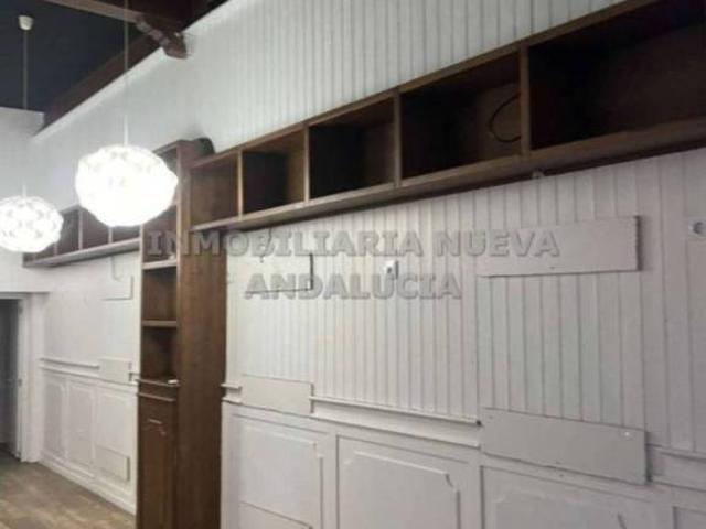 Local Comercial en alquiler en Almería