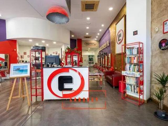 Local Comercial en alquiler en Regiones Devastadas, Almería