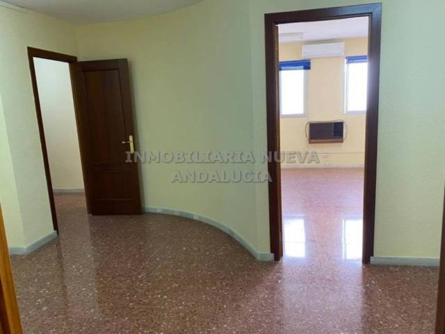 Local Comercial en alquiler en Almería, Andalucía