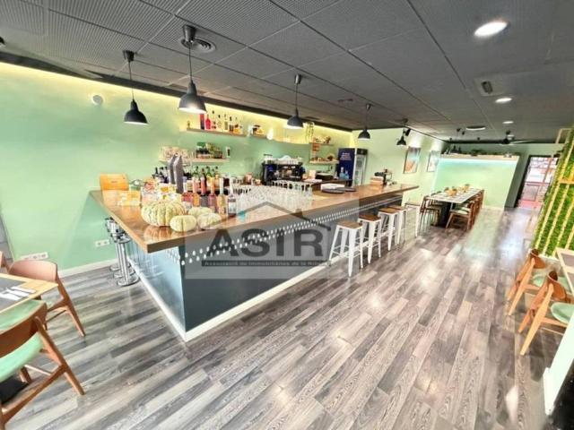 Local Comercial en alquiler en Alzira, València / Valencia