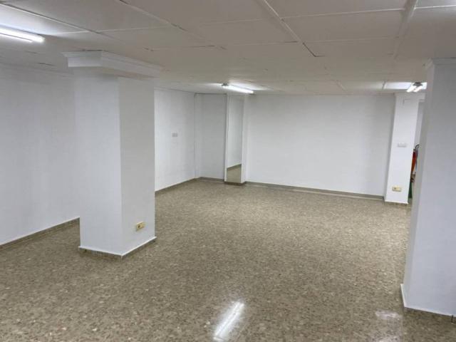 Local Comercial en alquiler en Alzira, València / Valencia