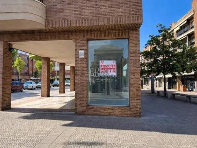 Local Comercial en alquiler en Amorebieta-etxano, Guipúzcoa