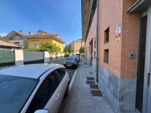 Local Comercial en alquiler en Iruñerria, Navarra