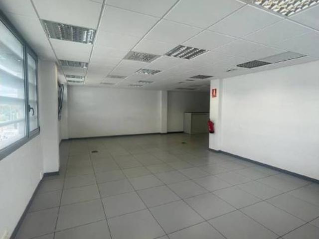 Local Comercial en alquiler en Iruñerria, Navarra
