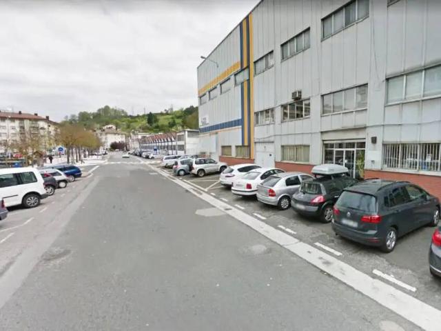 Local Comercial en alquiler en Aretxabaleta, Guipúzcoa