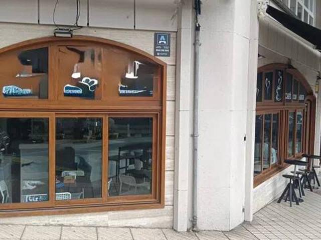 Local Comercial en alquiler en Avilés, Asturias / Asturies