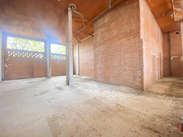 Local Comercial en alquiler en Azuqueca De Henares, Castilla-La Mancha