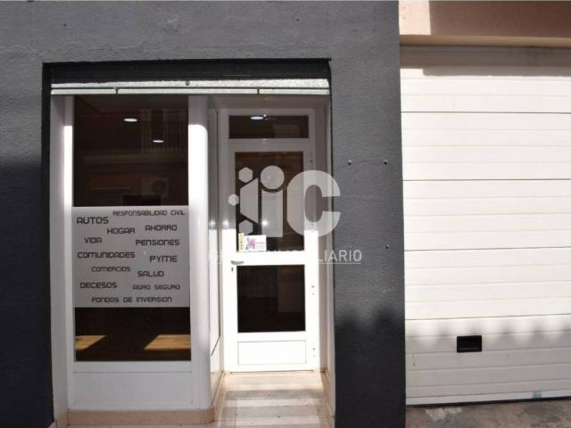 Local Comercial en alquiler en Baena, Andalucía