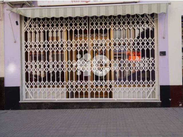 Local Comercial en alquiler en Baena, Andalucía