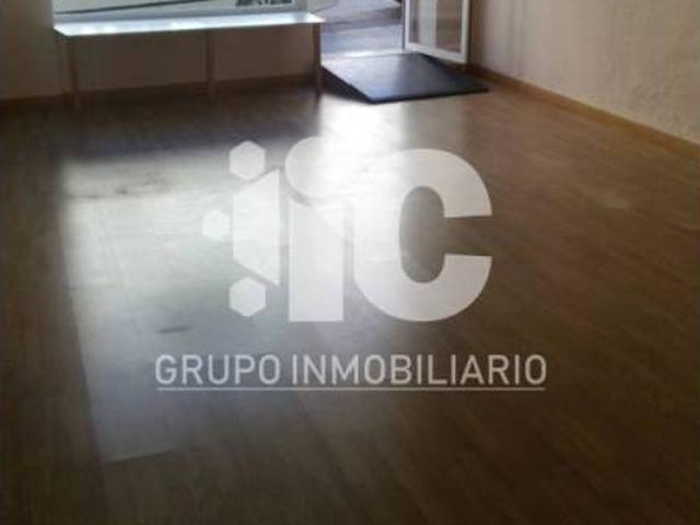 Local Comercial en alquiler en Baena, Andalucía