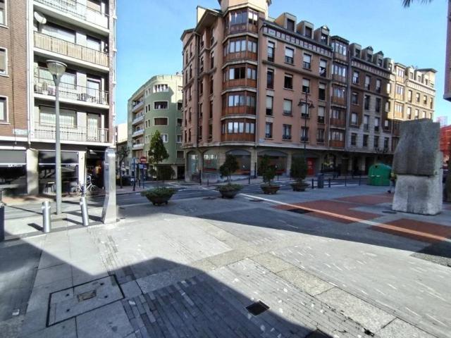 Local Comercial en alquiler en Cruces, Barakaldo