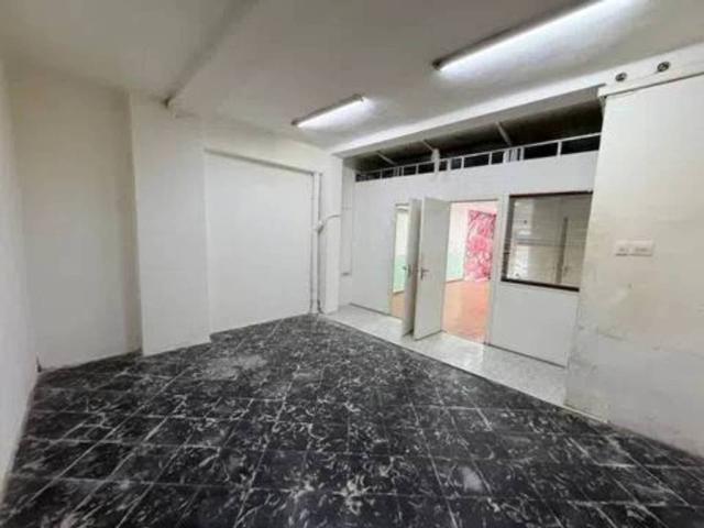 Local Comercial en alquiler en Nou Barris, Barcelonès