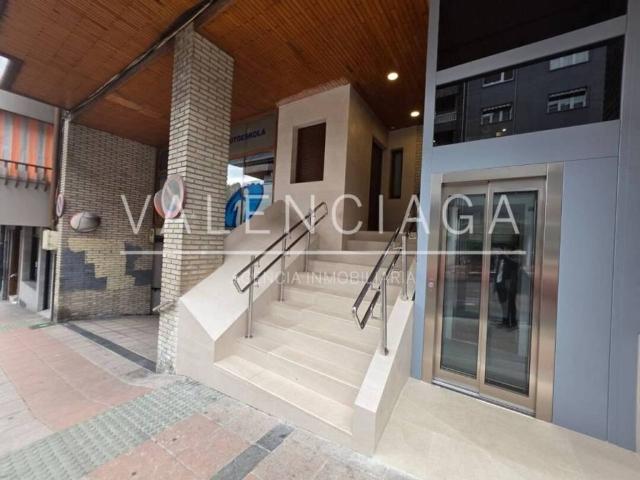 Local Comercial en alquiler en Beasain, Guipúzcoa