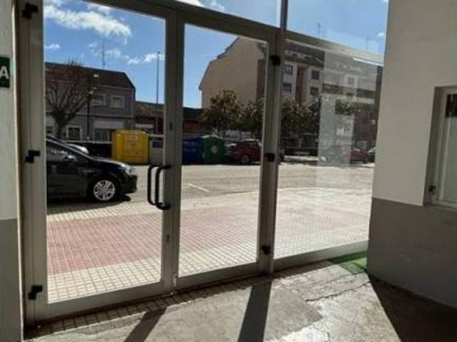 Local Comercial en alquiler en Benavente, Castilla y León