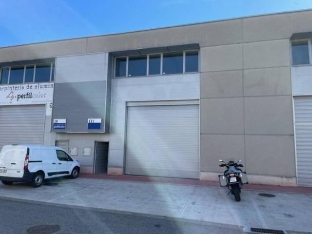 Local Comercial en alquiler en Iruñerria, Navarra