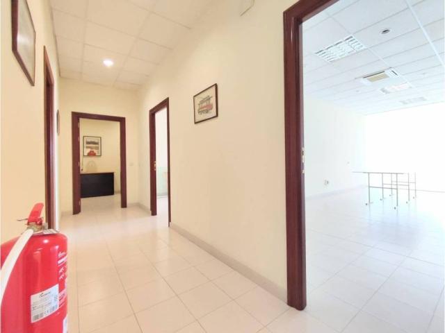 Local Comercial en alquiler en Iruñerria, Navarra