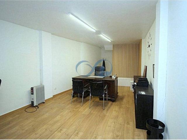 Local Comercial en alquiler en Betanzos, Galicia
