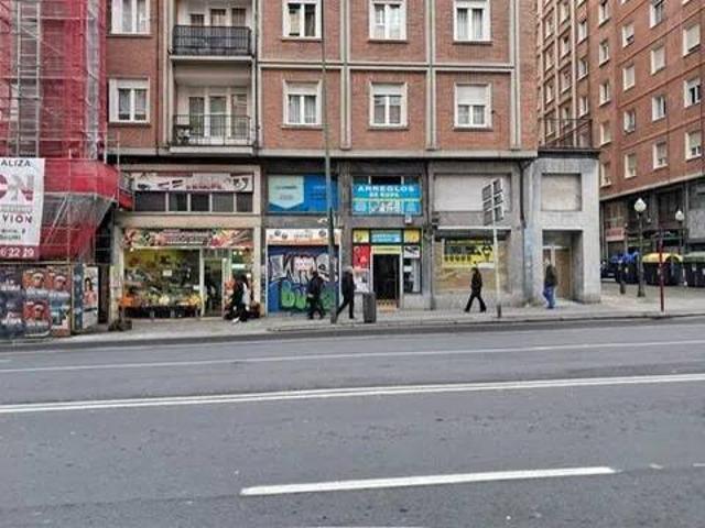Local Comercial en alquiler en Abando, Bilbao