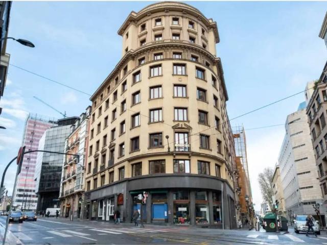 Local Comercial en alquiler en Abando, Bilbao