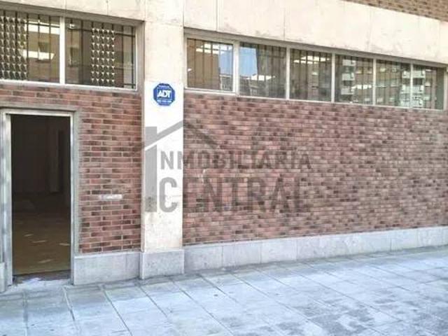 Local Comercial en alquiler en Deusto, Bilbao