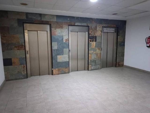 Local Comercial en alquiler en Bormujos, Andalucía
