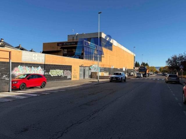 Local Comercial en alquiler en Cabanillas Del Campo, Castilla-La Mancha