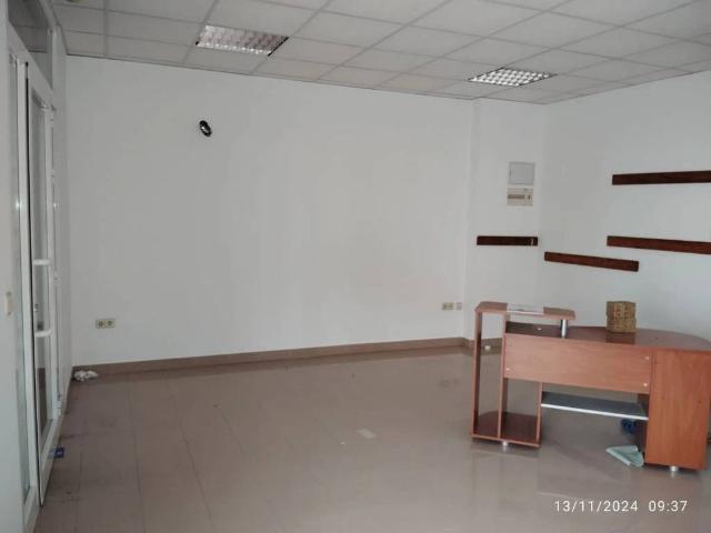 Local Comercial en alquiler en Camarena