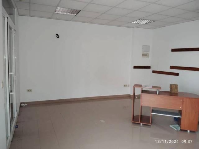 Local Comercial en alquiler en Camarena