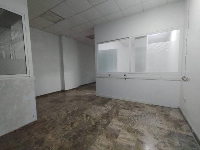 Local Comercial en alquiler en Camas, Andalucía