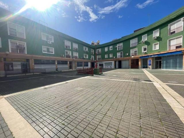 Local Comercial en alquiler en Camas, Andalucía