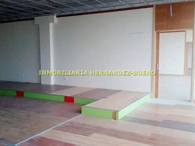 Local Comercial en alquiler en Carbajosa De La Sagrada, Castilla y León