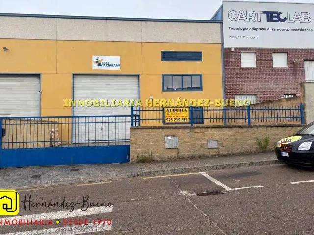 Local Comercial en alquiler en Carbajosa De La Sagrada, Castilla y León