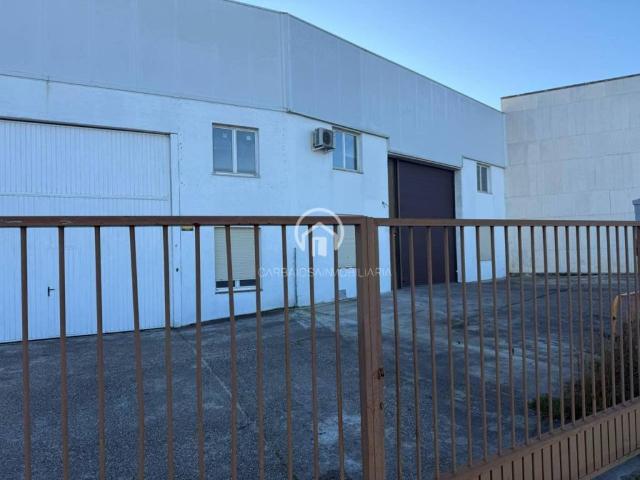 Local Comercial en alquiler en Carbajosa De La Sagrada