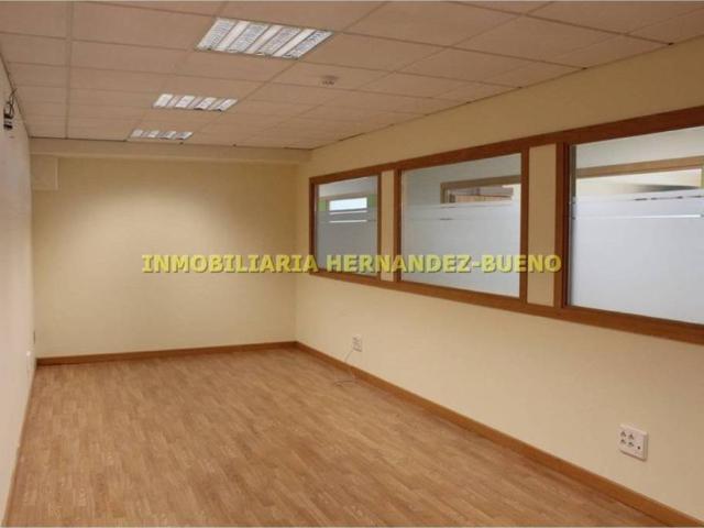 Local Comercial en alquiler en Carbajosa De La Sagrada, Salamanca