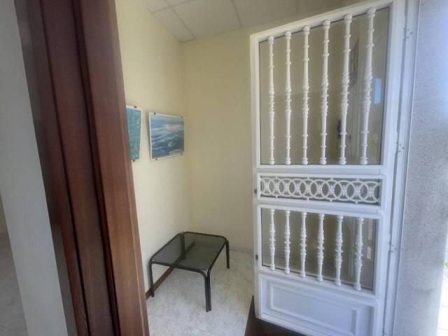 Local Comercial en alquiler en Muros, Galicia