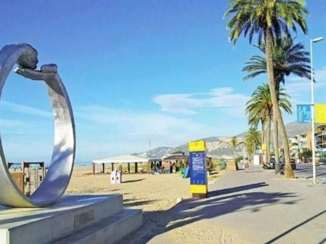 Local Comercial en alquiler en Castelldefels, les Botigues