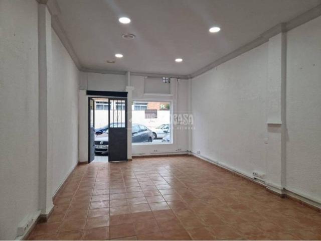 Local Comercial en alquiler en Castilleja De La Cuesta, Andalucía