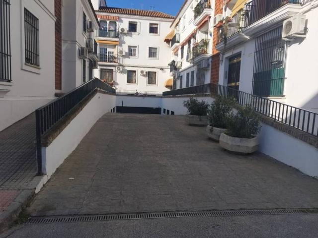 Local Comercial en alquiler en Castilleja De La Cuesta, Andalucía