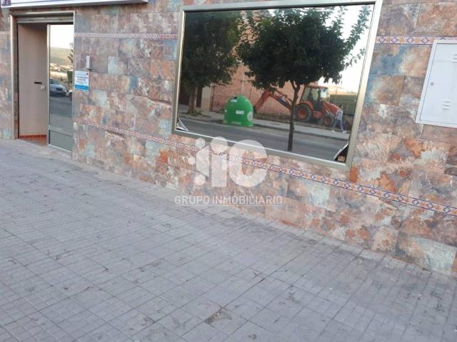 Local Comercial en alquiler en Castro Del Río, Andalucía