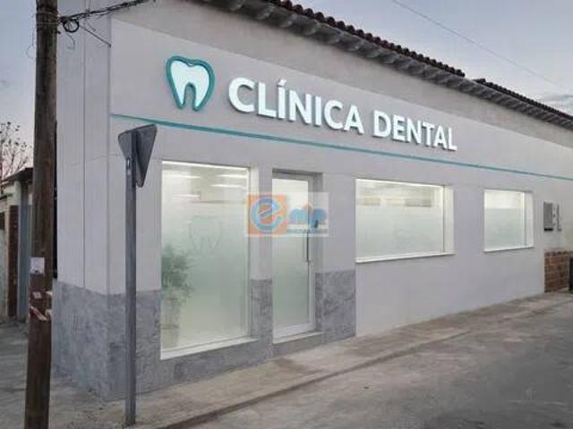 Local Comercial en alquiler en Chozas De Canales, Castilla-La Mancha